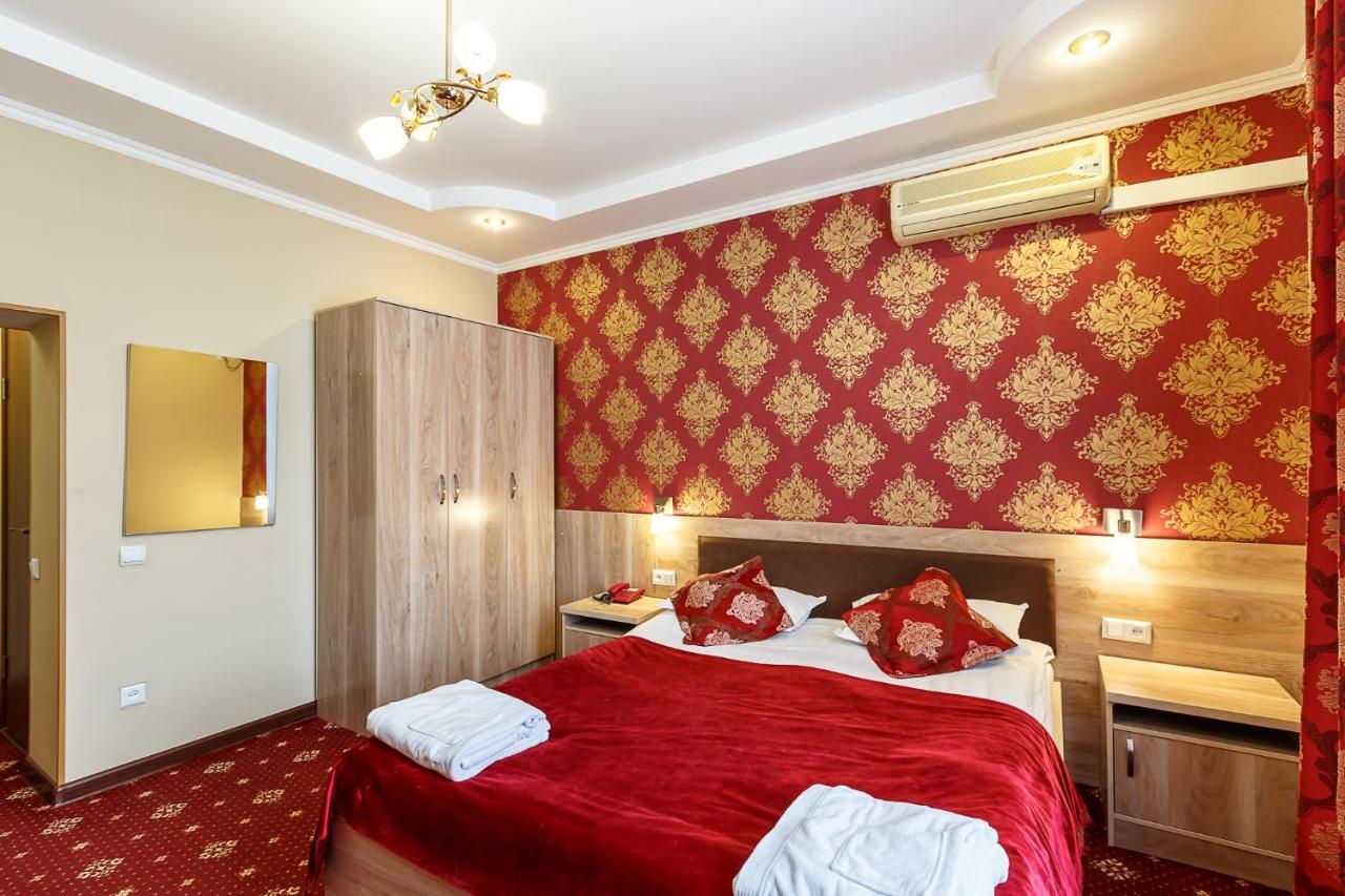 Renion Zyliha Hotel Alma-Ata Exteriör bild